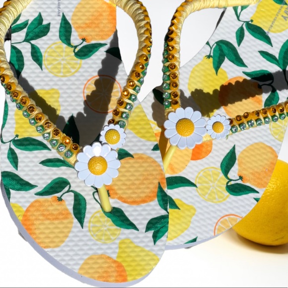 Crystal Bling Lemon Flip Flops, Handmade Embellishments, Beach Sandals, Size 7 - Picture 10 of 14